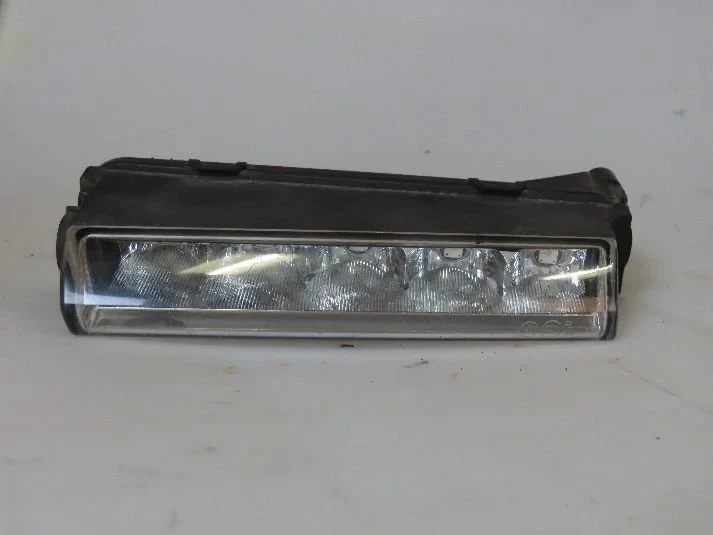 Mercedes-Benz MB - Lighting Dagrijverlichting Li. MP4 afbeelding 1