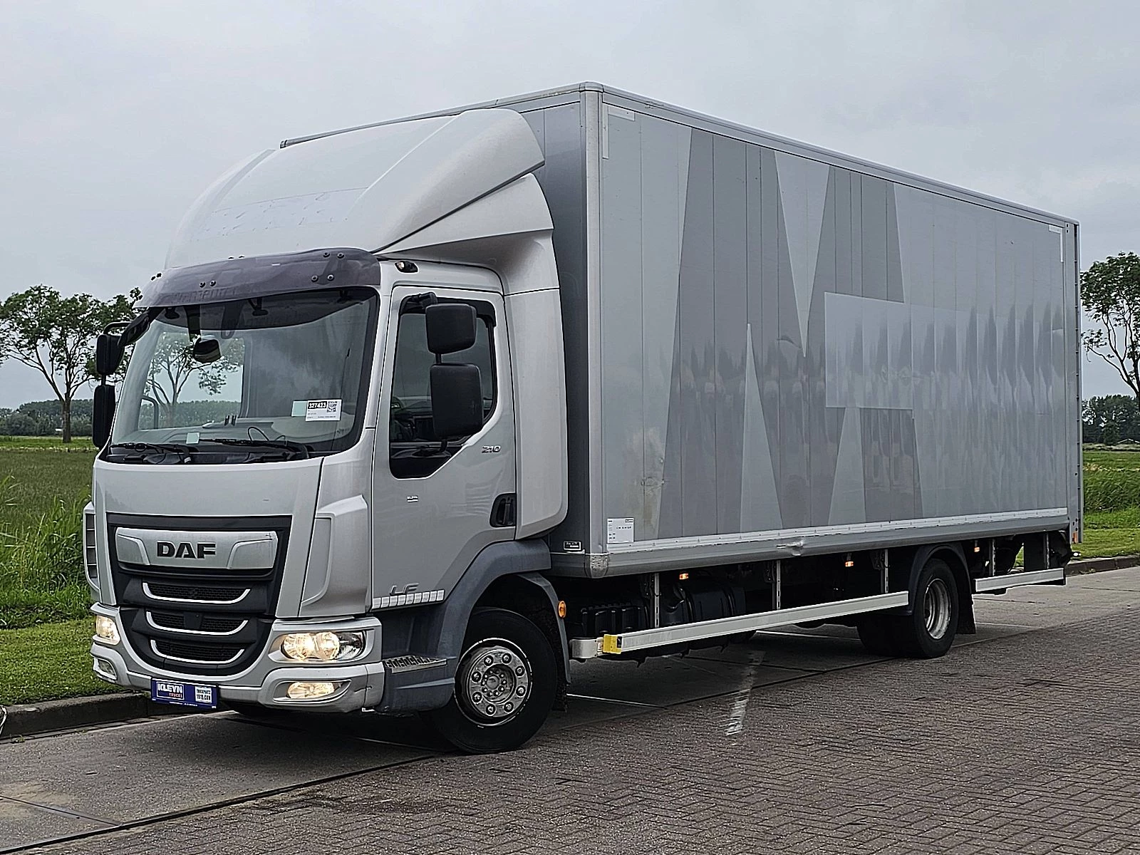DAF 2019 - LF 210 obrázek 2