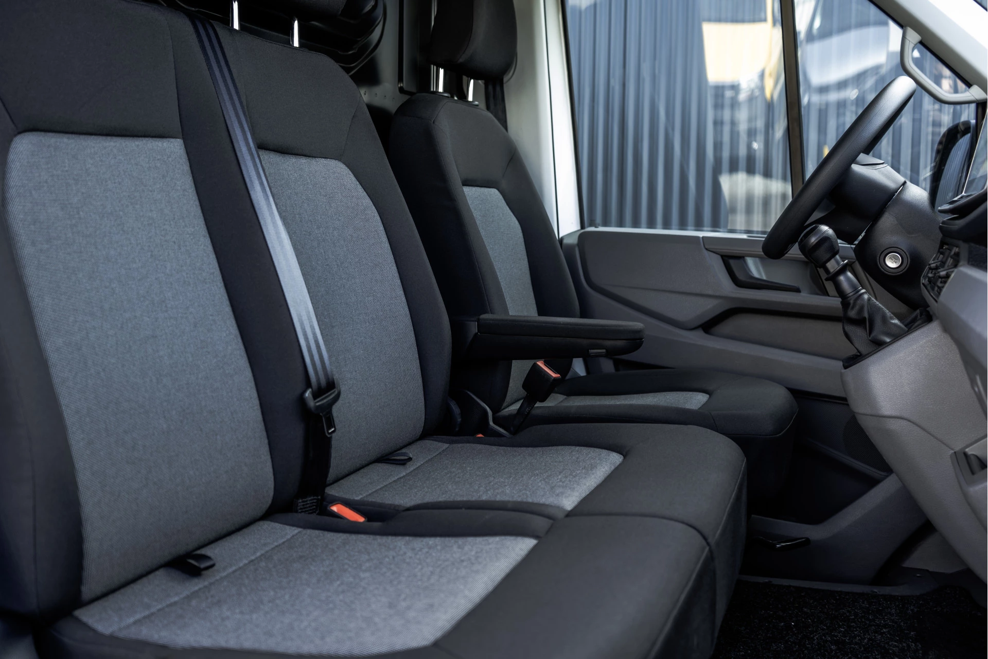 Volkswagen Crafter 2024 - 2.0 TDI L3H3 Trendline | Facelift | 140PK | Carplay | Navi | Cruise | Airco | Trekhaak obrázek 13