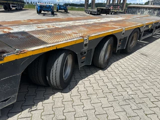 Broshuis N/A 2015 - 3ABSD Lowloader 3-axle / GVW: 53.000kg / Neck: 23.000kg / hydraulic steering + ramps + loading table / 4.60m extendable / winch / liftaxle immagine 52