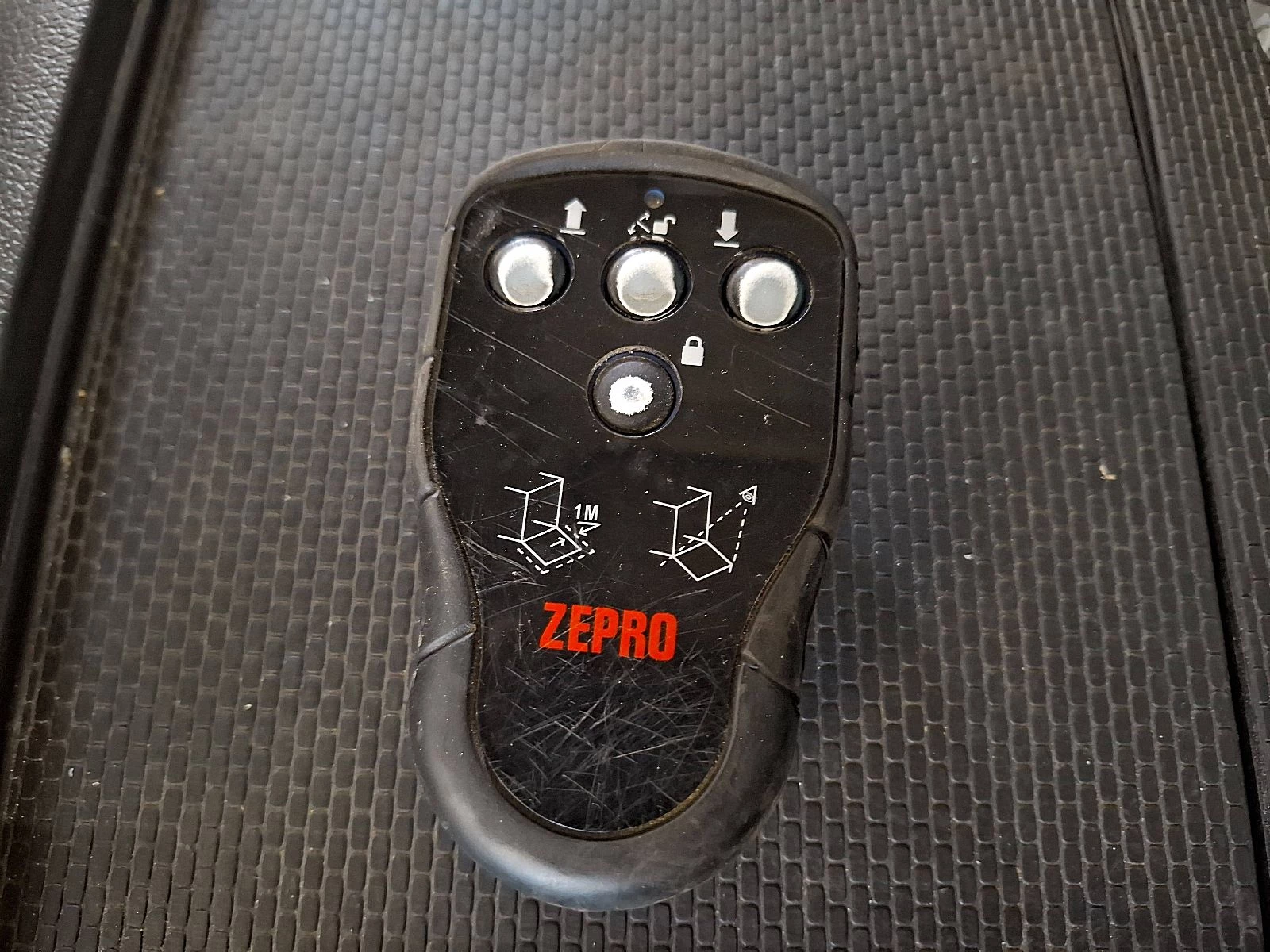 Volvo 2019 - FM 330 zdjęcie 15