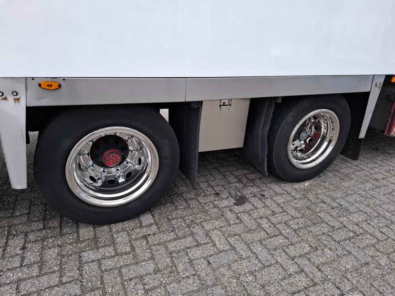 Volvo FH 2021 - FH4-500 / RETARDER / XL / CHEREAU / VEB+ / I-PARKCOOL / ACC / LWDS / 2XTHERMOKING UT1200 / 2X ON STOCK / EURO-6 / 2021 immagine 15