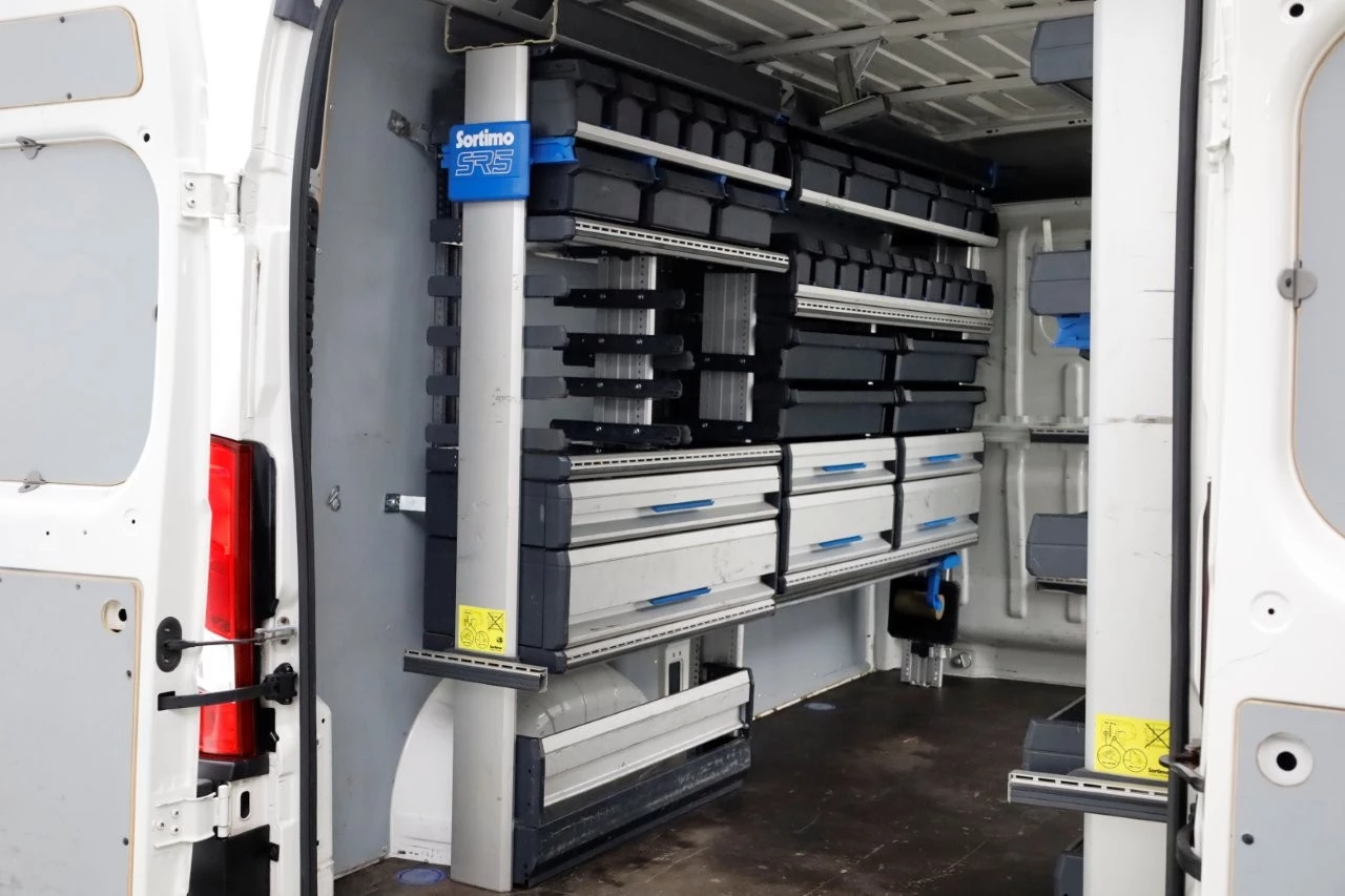Peugeot Boxer 2019 - 335 2.0 BlueHDI 130pk L2H2 Premium Airco/Navi/Inrichting 10-2019 obrázek 11