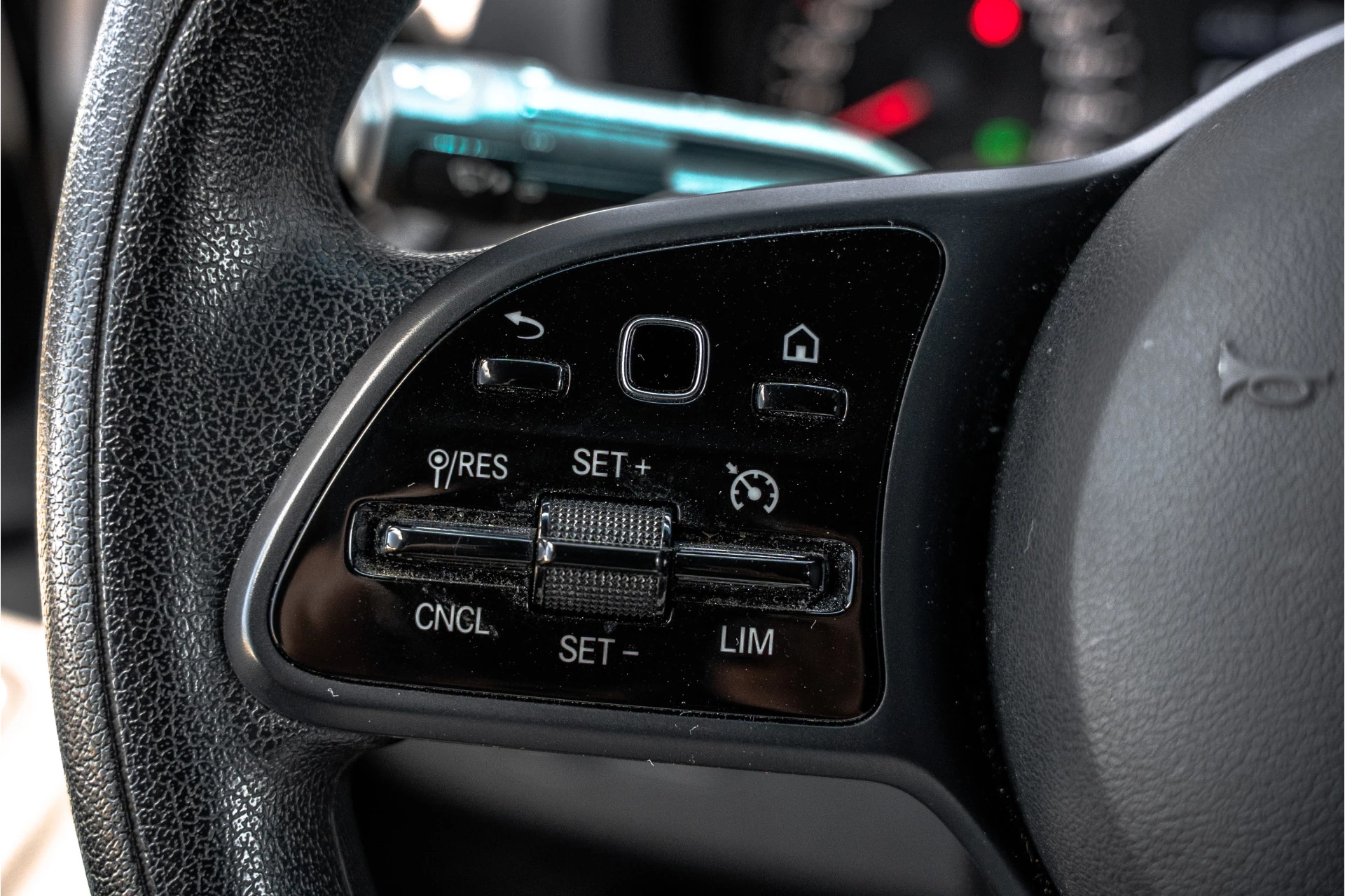 Mercedes-Benz Sprinter 2023 - 317 CDI L3H2 | 170 PK | Automaat | Camera | Mbux | Cruise | PDC | Trekhaak afbeelding 16