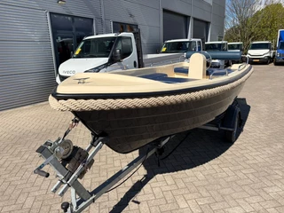 Malta  470S  - Polyester Sloep 10PK 4takt Honda inc kussens nieuwstaat + Trailer MARGE bild 2