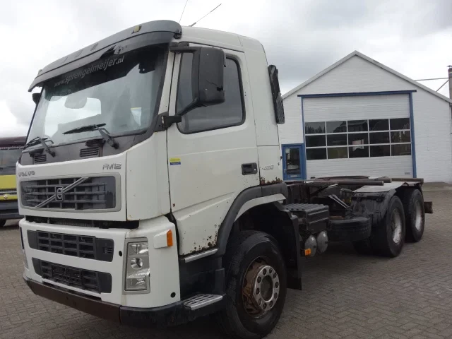 Volvo FM 12.420 2003 - 6x4,manual gearbox,steelsprings afbeelding 5