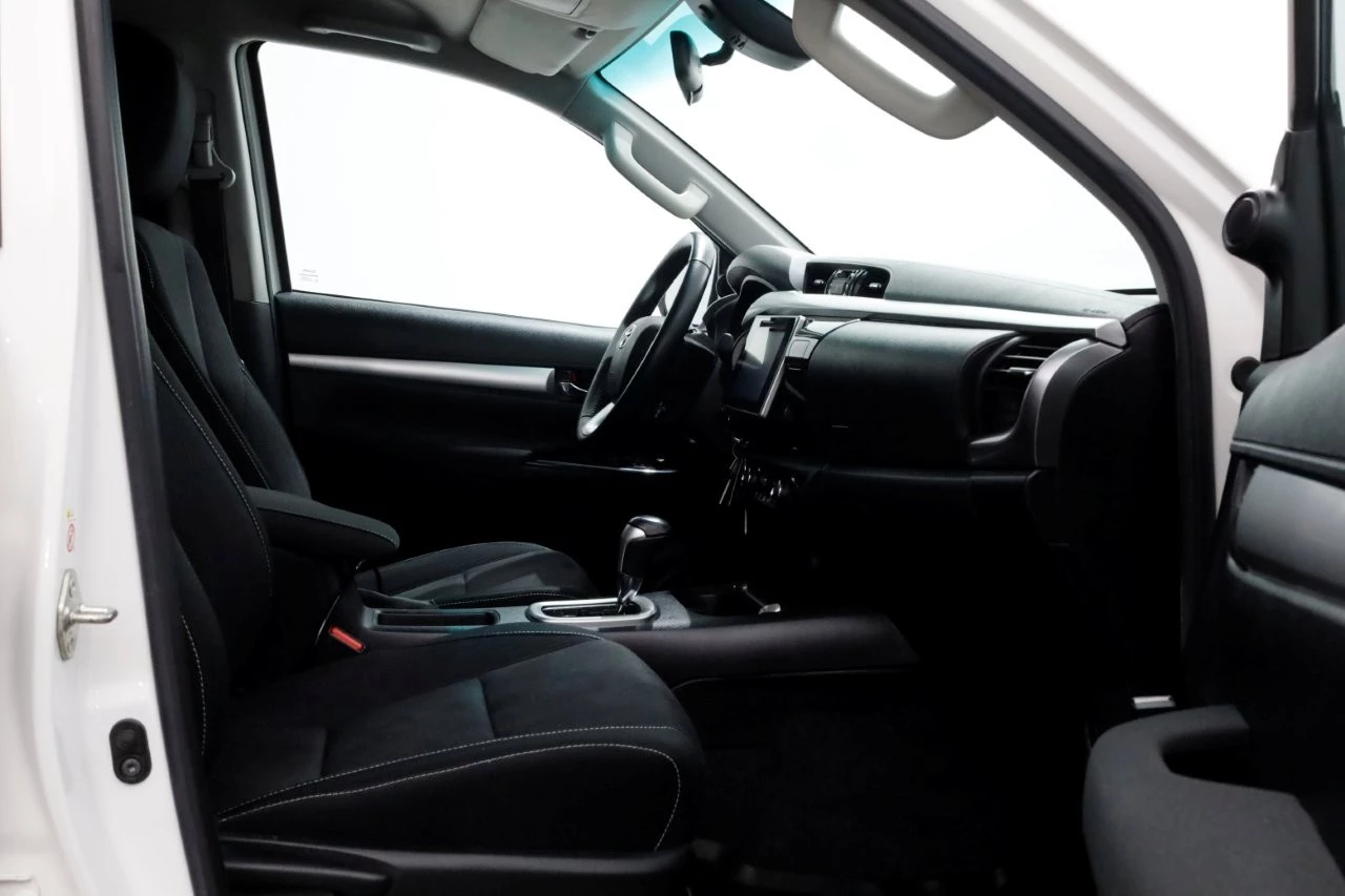 Toyota Hilux 2019 - 2.4 D-4D-F 150pk E6 4WD 4x4 Double Cab Automaat 08-2019 obrázek 3