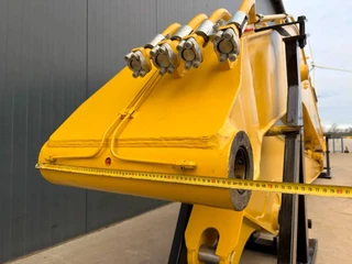 Komatsu N/A 2026 - PC200 18 mtr Long Reach Equipment image 16
