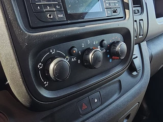 Opel Vivaro 2019 - 1.6 obrazek 11
