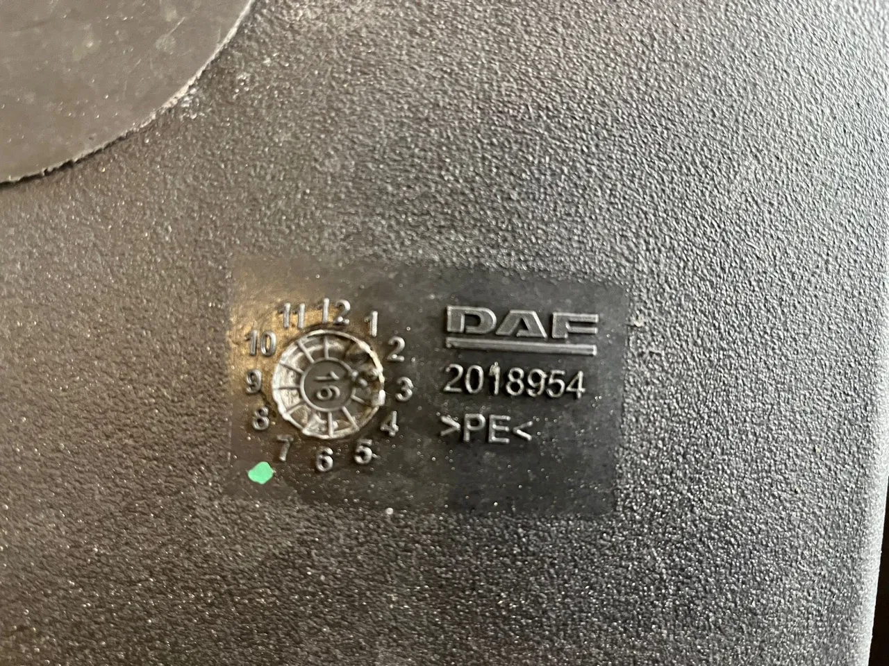 DAF - AdBlue tank 2018954 image 5