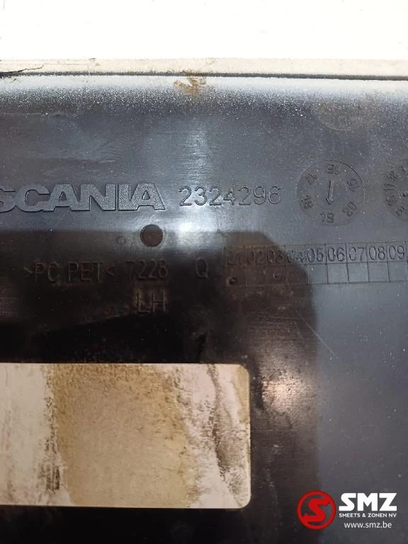 Scania 2019 - Occ grille paneel met logo Scania immagine 3