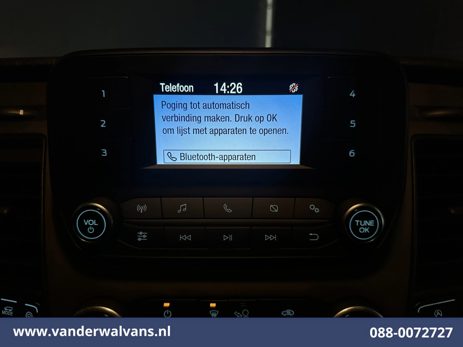 Ford Transit 2023 - 2.0 TDCI 130pk L4H3 Jumbo Euro6 Airco | Camera | Cruisecontrol | Stoelverwarming | Verwarmde voorruit image 17