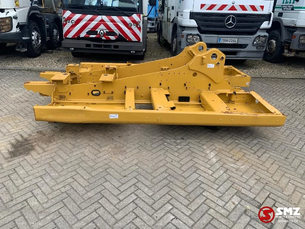 Caterpillar 2022 - Cat frame as-upper 543-9832 new obrázek 2