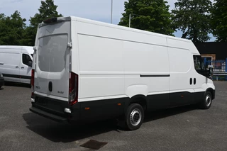 Iveco Daily 2023 - 35S18 L4H2 3.0 180 pk Hi-Matic obrazek 3