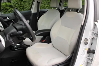 Citroën C3 2015 - 1.2 PureTech Exclusive Panodak ClimateControl PDC !!NIEUWBINNEN!! bild 6