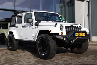 Jeep Wrangler 2010 - 3.8i V6 Aut. Sahara 4 drs JK 4x4 / LED / SOFTTOP zdjecie 11