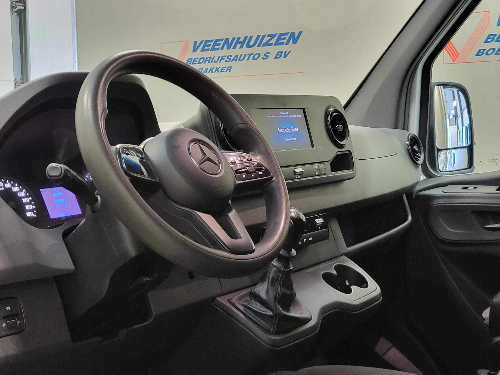 Mercedes-Benz Sprinter 2019 - 311CDI L2/H2 Inrichting Euro 6! imagem 4