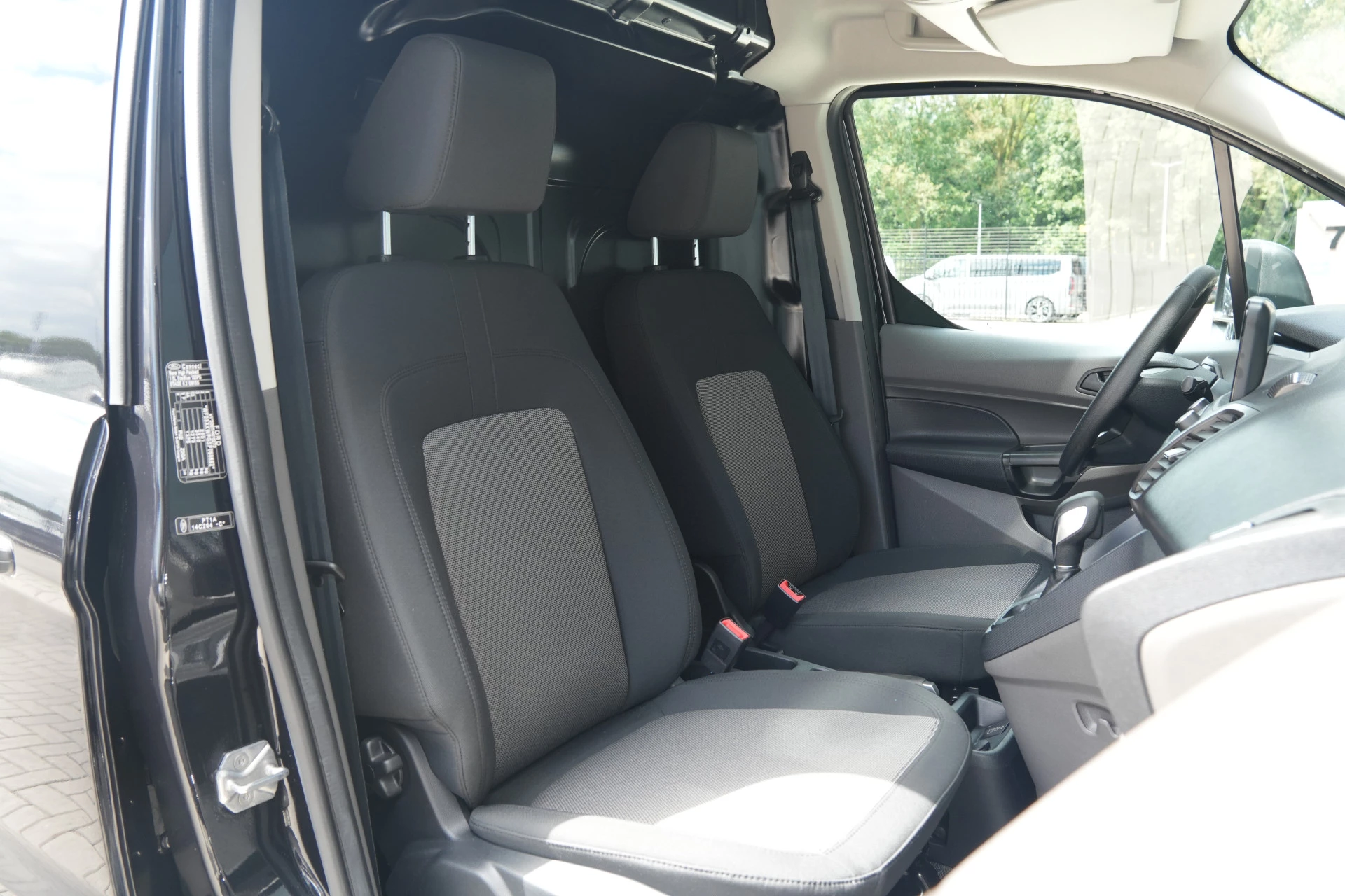 Ford Transit Connect 2023 - 1.5 EcoBlue L2 Trend 100pk - 2x Schuif - Automaat - Cruise - PDC - Camera - Carplay - Rijklaar obrázek 34