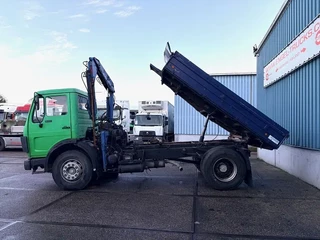 Mercedes-Benz 1617 1987 - C 4x2 KIPPER WITH CRANE (6-CILINDER ENGINE / MANUAL GEARBOX / FULL STEEL SUSPENSION) immagine 6