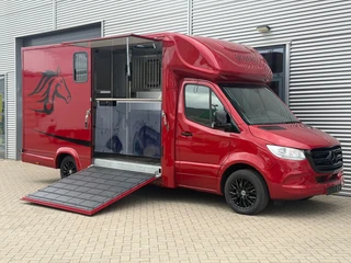 Mercedes-Benz Sprinter 2024 - 317CDI Paardenwagen-Hengsten Uitvoering Automaat Airco Navi Cruisecontrol 70,000KM obrázek 2 náhled