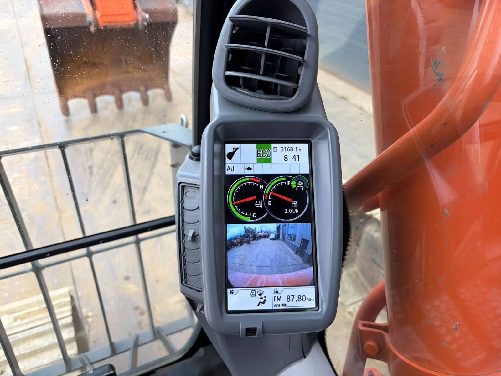 Hitachi ZX300LCN-6 2019 изображение 21