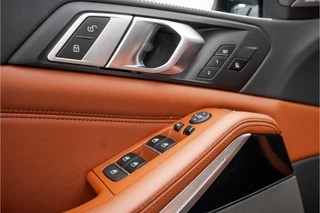 BMW X5 2023 - xDrive 45e High Executive | M sport | Panoramadak | 22" LMV | Laserlight | Memory Seats | Harman Kardon | Camera | Carplay | Cognac Leder bild 25