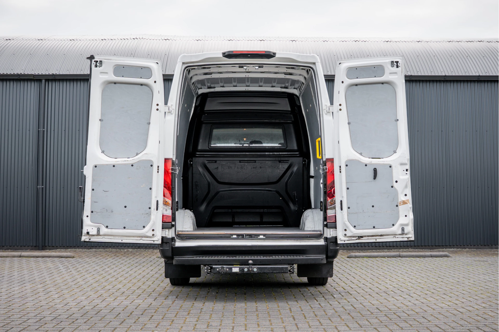 Iveco Daily 2024 - 35S16 | 160 PK | Automaat | Camera | Cruise | Airco | 3.5T Trekgewicht imagen 9