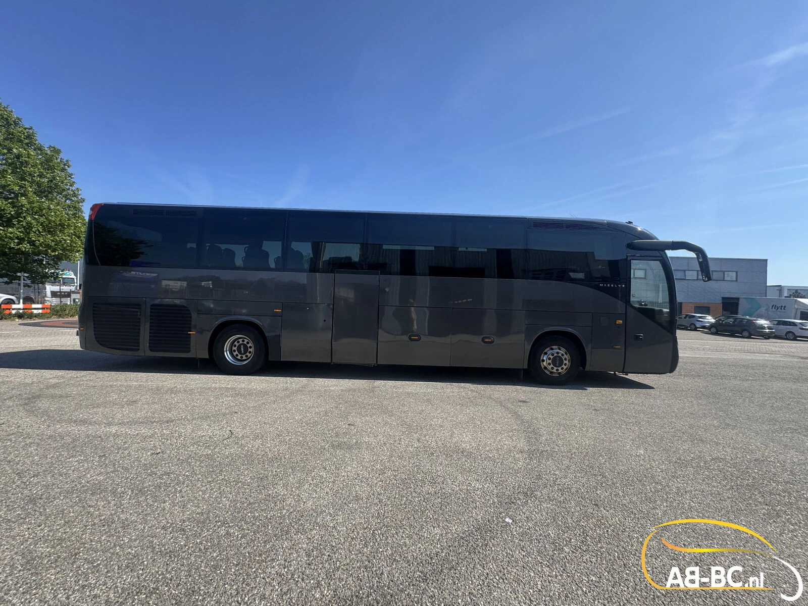 Iveco Magelys 51 Seats EURO 6 2016 image 5