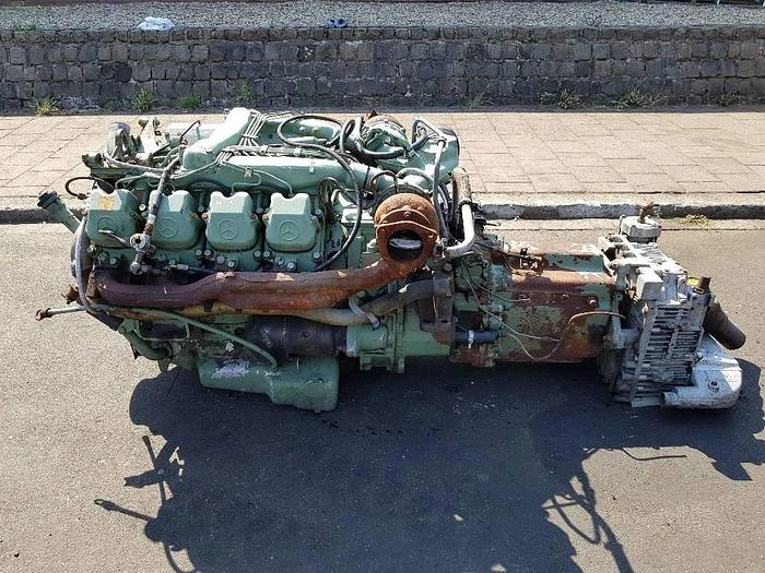 Mercedes-Benz OM442A afbeelding 1