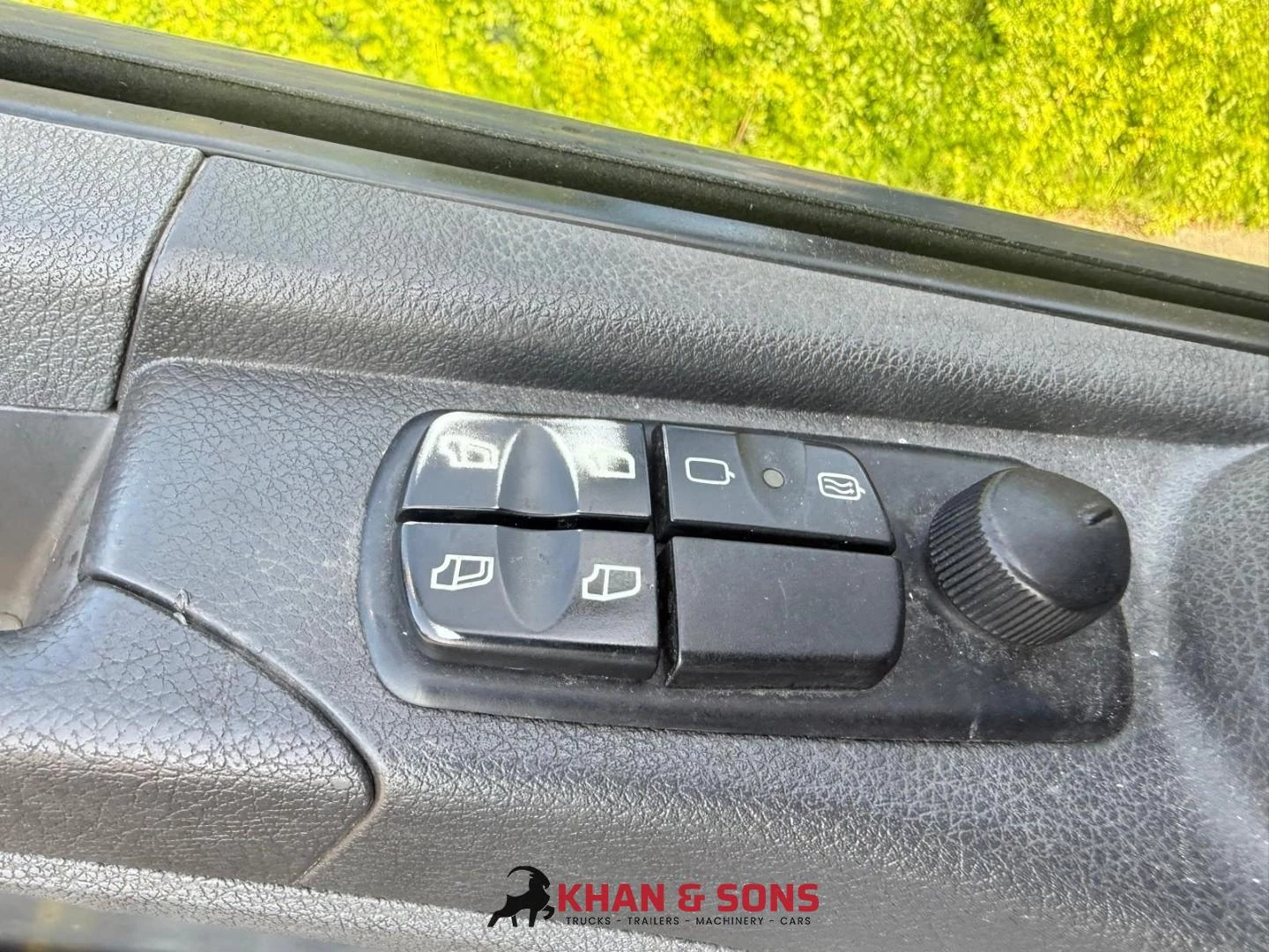 Mercedes-Benz AXOR 1929 2013 image 15