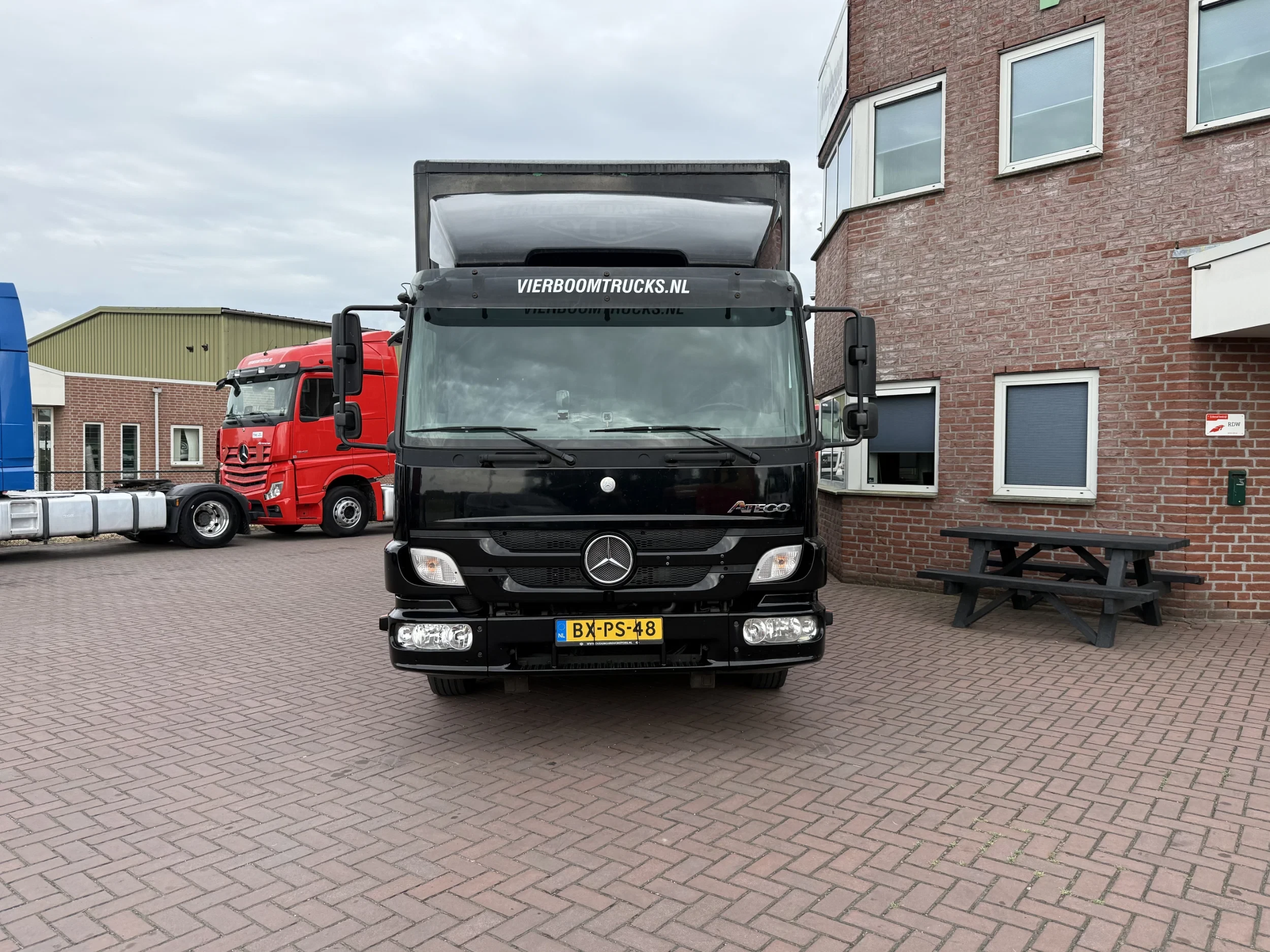Mercedes-Benz Atego 2010 - 1018 Atego 1018L Euro5 Koffer mit Lbw / Klima / afbeelding 4