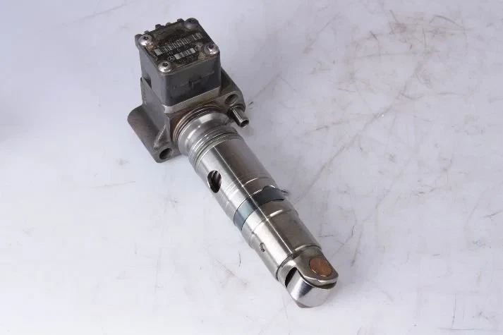 Mercedes-Benz MB - Fuel System Brandstofpomp gebr/getest afbeelding 1
