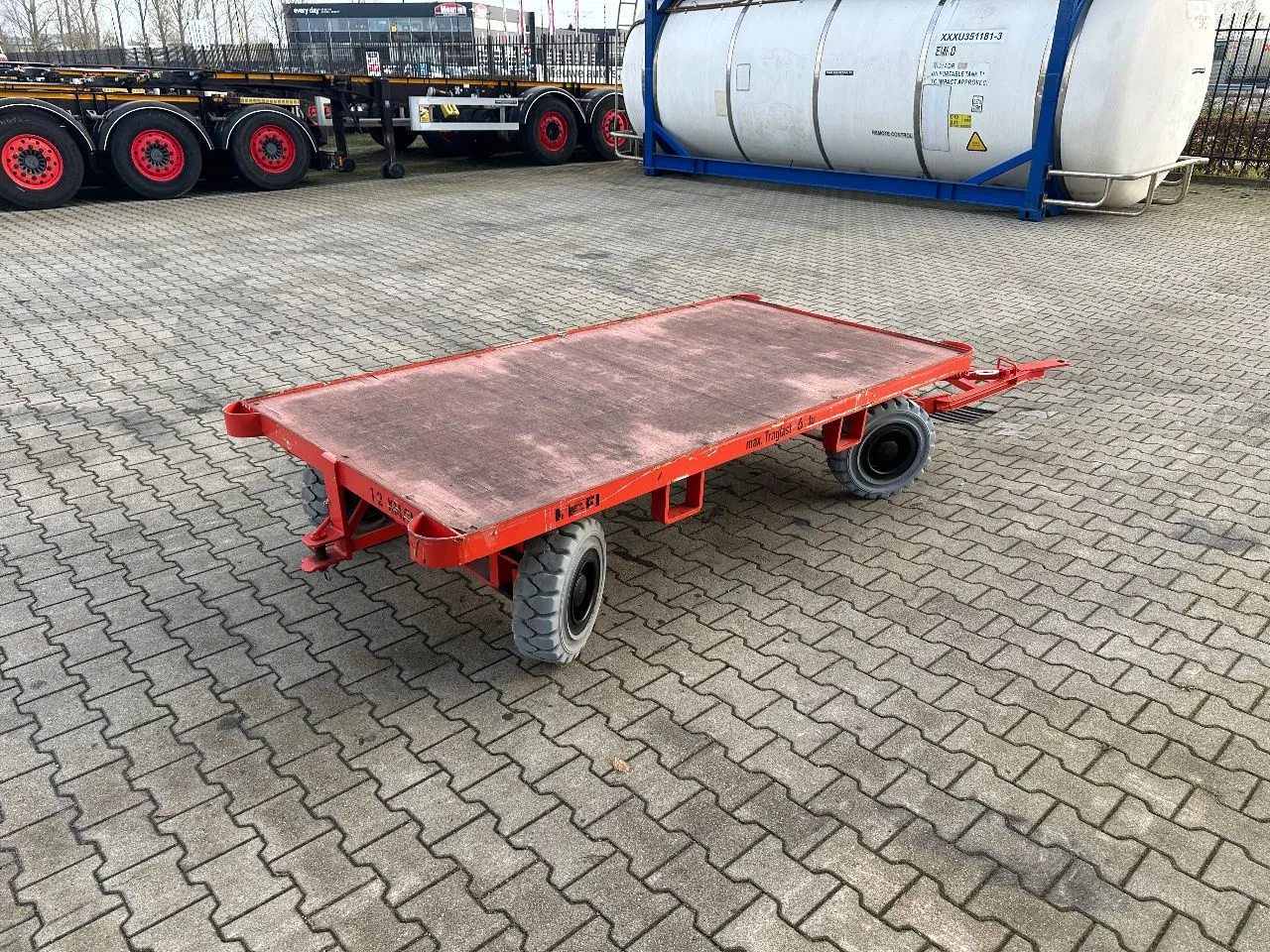 Mafi 2016 - stack of 2x double-steered and connectable heavy-duty trailers with 6000kg loading capacity, 9x available afbeelding 17