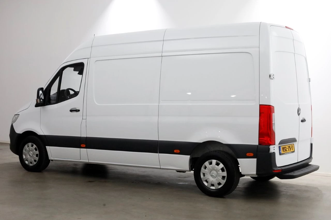 Mercedes-Benz Sprinter 2022 - 215 CDI 150pk L2H2 9G Automaat Airco/CarPlay 12-2022 Bild 9