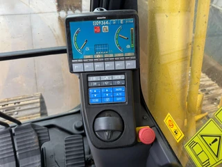 Komatsu HB215LC-1 HB 2012 - N/A image 8