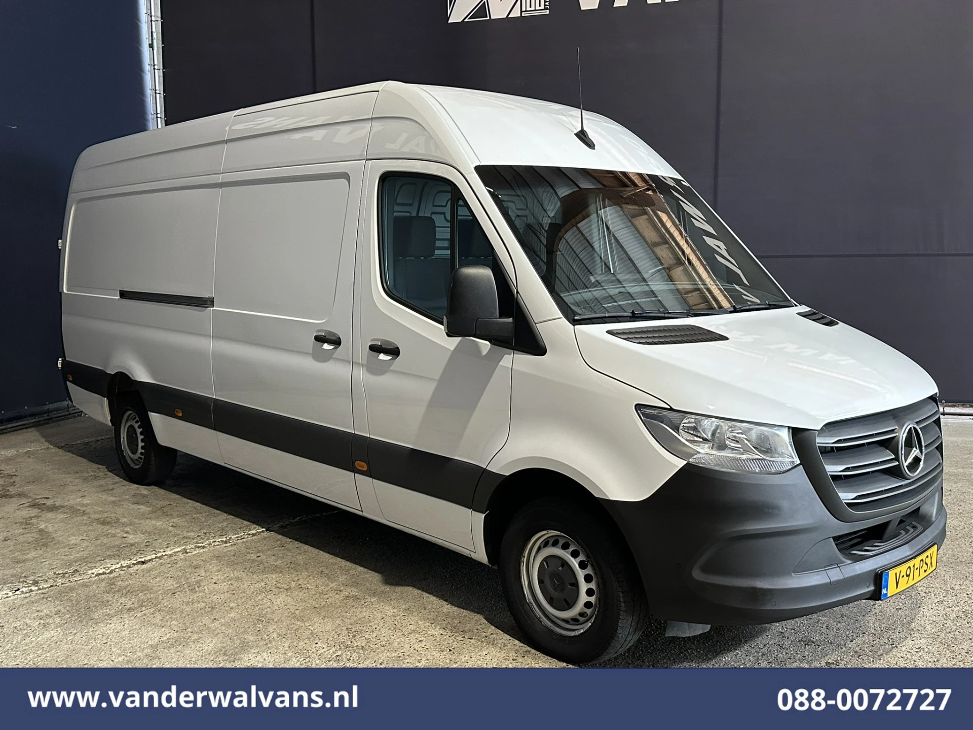 Mercedes-Benz Sprinter 2022 - 317 CDI 170pk L3H2 Euro6 Airco | Camera | Navigatie | Apple Carplay | Cruisecontrol obrázek 9