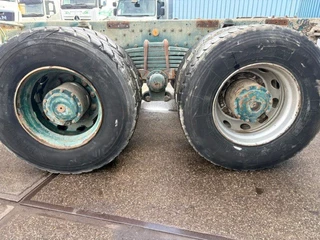 Mercedes-Benz SK 3234 1994 - B 8x4 FULL STEEL CHASSIS (V6 ENGINE / ZF16 MANUAL GEARBOX / REDUCTION AXLES / FULL STEEL SUSPENSION / P.T.O.) zdjecie 7