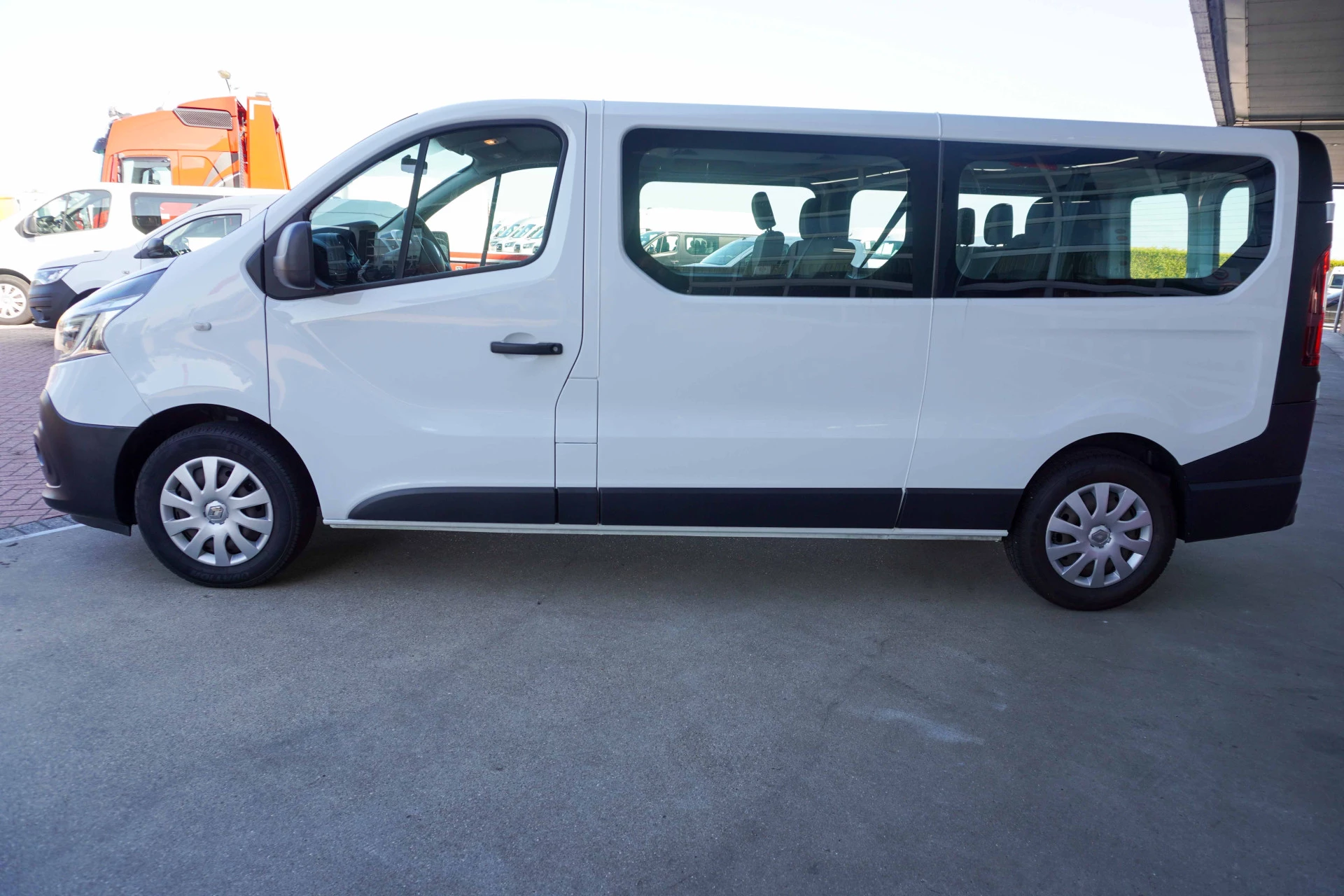 Renault Trafic 2020 - Passenger 2.0 dCi 120PK Grand Life 9 Persoons obrázek 7