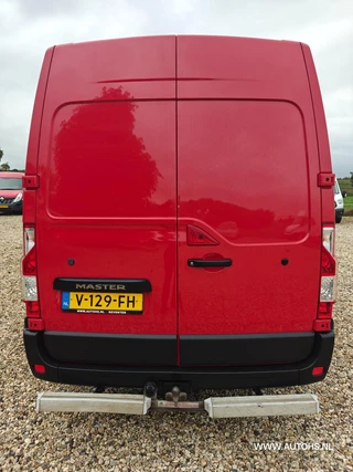 Renault Master 2017 - T35 2.3 dCi L2H2 , Euro 6 , 130 PK , lage km , nette bus , Apk maart 2027 obrazek 4