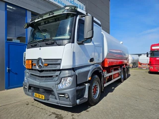 Mercedes-Benz Actros 2012 - 2842 6x2 ADR LAG 22.000 Liter 4 Comp. Apk image 2