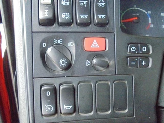 Scania R 2006 - R470 image 16