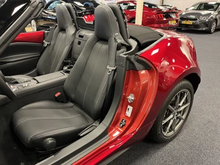Mazda MX-5 2025 - ND Roadster 1.5 SkyActiv-G 132 Exclusive-Line Bose Leder Camera PDC Apple CarPlay bild 16