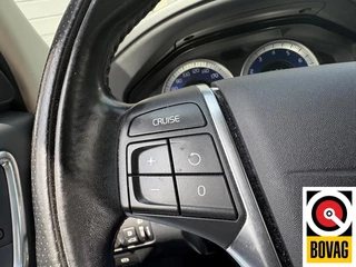 Volvo XC60 2012 - 2.0 T5 R-Design zdjecie 11