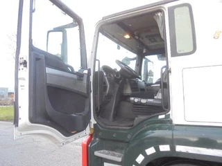 MAN TGS 2016 - 6X2 MIDLIFT NL TRUCK image 5