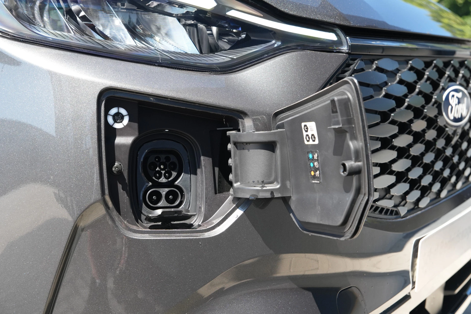 Ford E-Transit Custom 2026 - 340 L2H1 Limited 71 kWh 218pk - AGR Bestuurdersstoel - 2x Schuifdeur - LED - 360 Camera - B&O - ACC - Navi - Stoel/Stuurverwarming - Rijklaar immagine 42