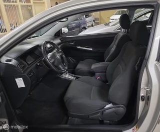 Toyota Corolla 2005 - 1.6 VVT-i Linea Sol obrazek 7