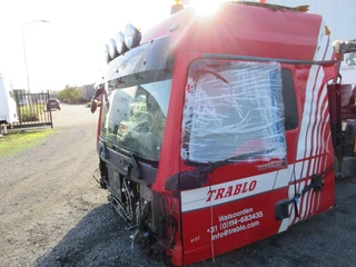 MAN - CABINE MAN 24 460 VOOR PART DONOR obrázek 2 náhled