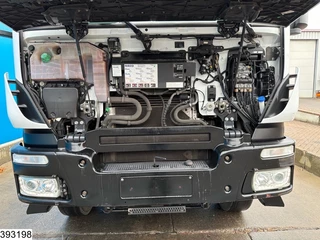 Iveco Trakker 2018 - 360 6x4, EURO 6, Palfinger, Remote, Steel suspension image 20