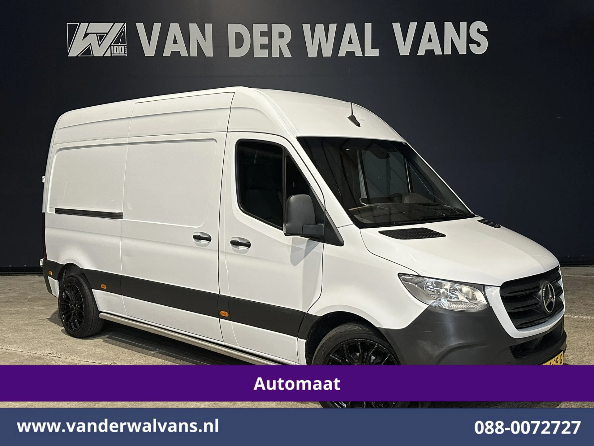 Mercedes-Benz Sprinter 2021 - 314 CDI 143pk 9G-Tronic Automaat L2H2 Euro6 Airco | Camera | Navigatie | Apple Carplay | LM Velgen image 1