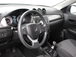 Suzuki Vitara 2021 - 1.4 Boosterjet Comfort Smart Hybrid obrázek 2 náhled